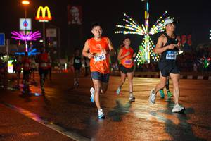 BIB: 22313, 40045, 25540
                            <button type="button" onclick="openModal(16188978)" class="btn btn-primary btn-sm float-right btn-popup" data-toggle="modal" data-target=".modal-high-quality">
                        <i class="fas fa-shopping-cart"></i> Add to Cart
                    </button>
                                            <button type="button" onclick="isThisMe(16188978, true)" class="btn btn-success btn-sm float-right btn-popup btn-isme hidden" data-toggle="tooltip" data-placement="bottom" title="นี่คือรูปของคุณใช่ไหม คลิกที่นี่เพื่อเอาเข้าอัลบั้ม">
                        <i class="fas fa-plus"></i> Add to album
                    </button>
                    <button type="button" onclick="isThisMe(16188978, false)" class="btn btn-warning btn-sm float-right btn-popup btn-isnotme hidden">
                        <i class="fas fa-ban"></i> Remove from album
                    </button>